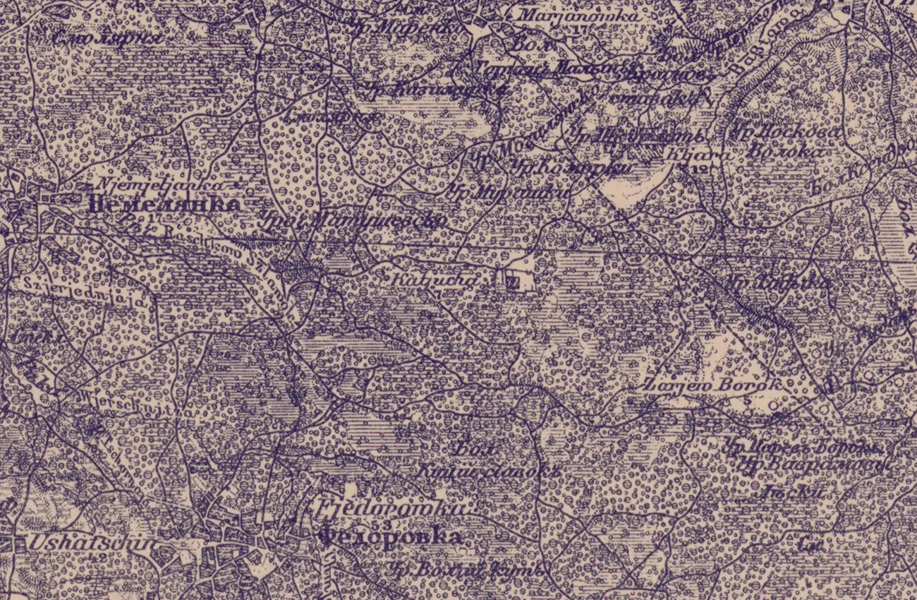 Detail from a 1916 German General Staff survey map showing the village of Katjucha (Katiukha) as a small cluster of buildings in cleared ground, surrounded by forest and marshland, with the neighbouring settlements of Njemeljanka, Fjedorowka and Zarjew Borok around it.